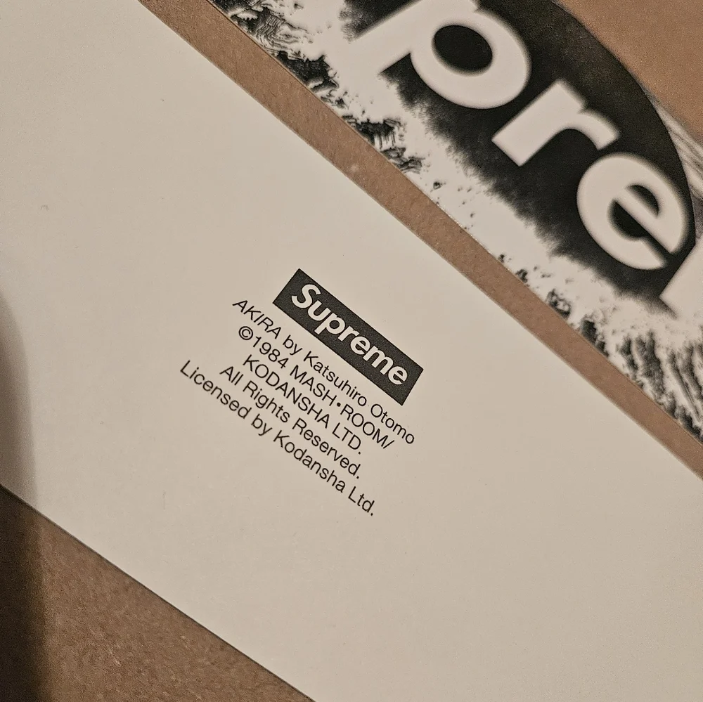 SUPREME AKIRA BOX LOGO STICKER FW17 - Picture 2 of 2